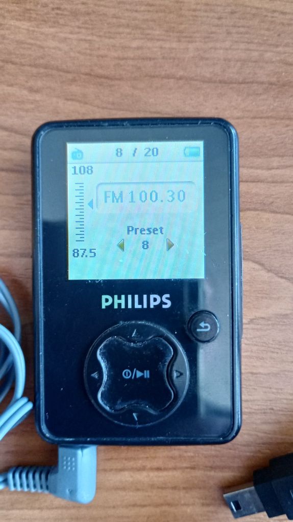 Philips GoGear MP3 плейър и радио комплект