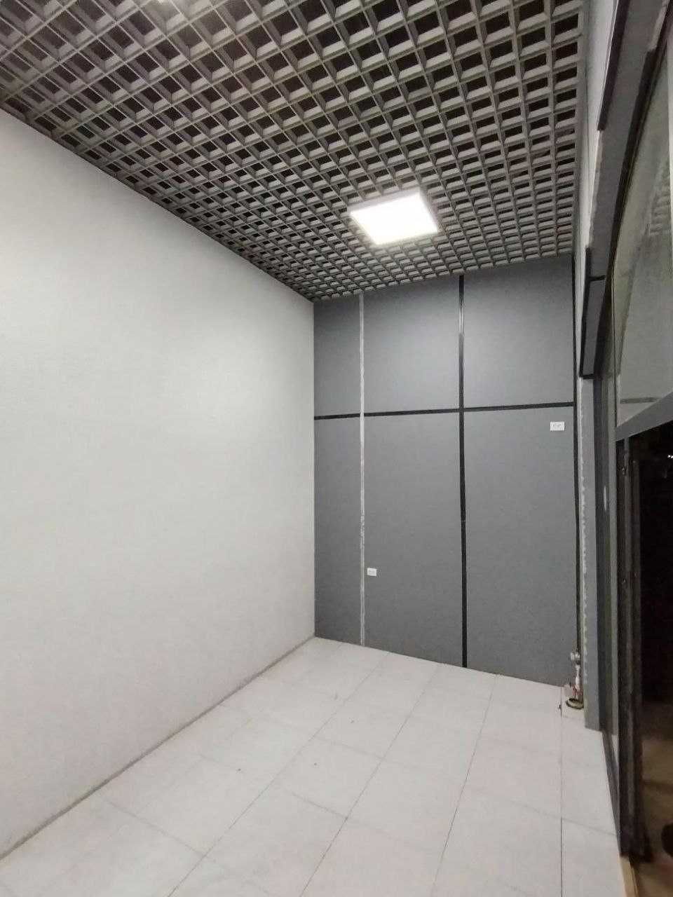 Срочно Сдается Помищение в дол дороги на первый линия 260m2