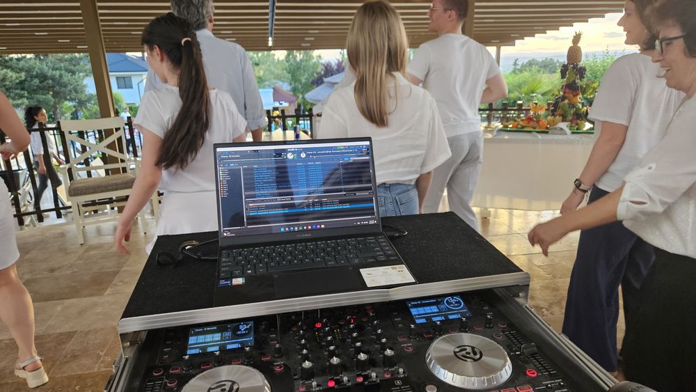 Dj si Solisti la orice eveniment
