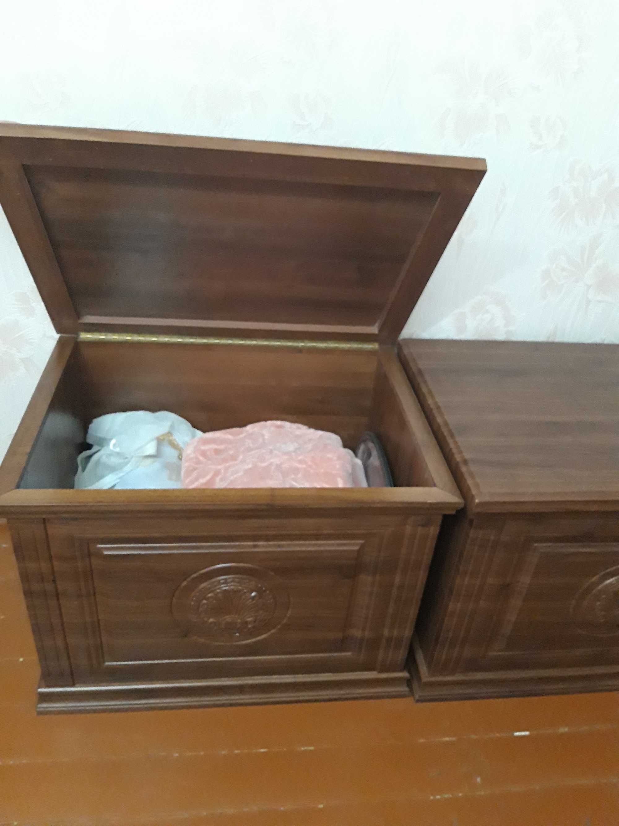 Шкатулка большая, сундук