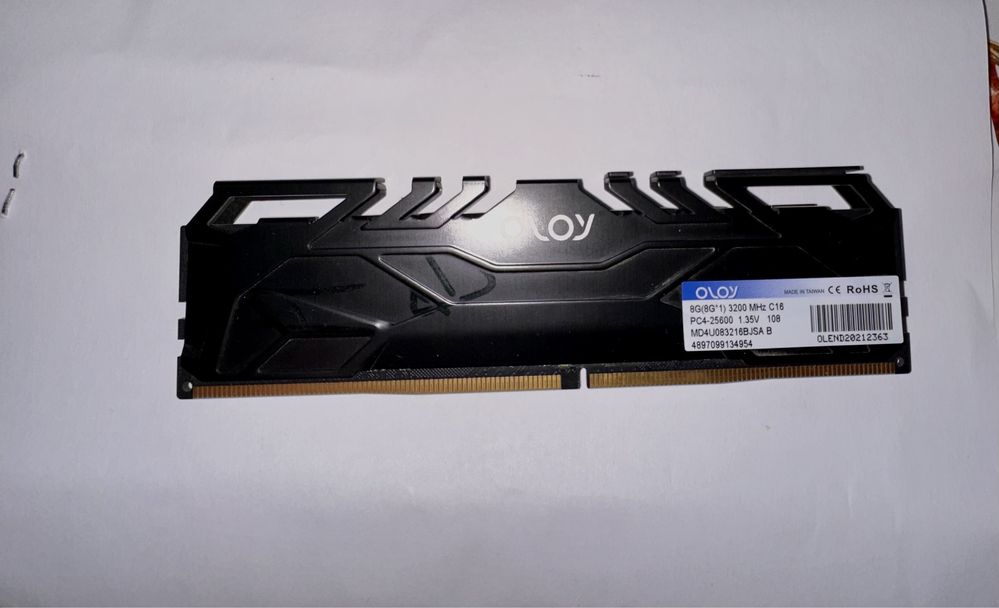 РАМ ПАМЕТ DDR4 8 GB 3200mhz