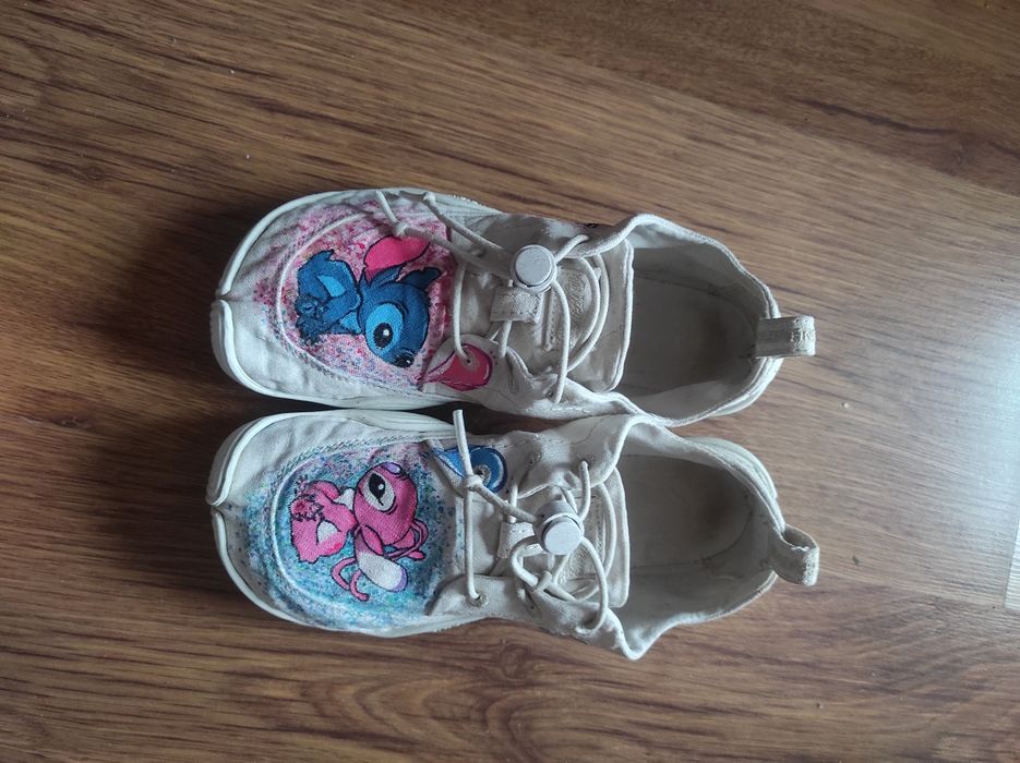 Боси обувки различни марки и модели