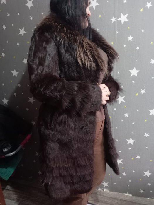 Продам шубу новую