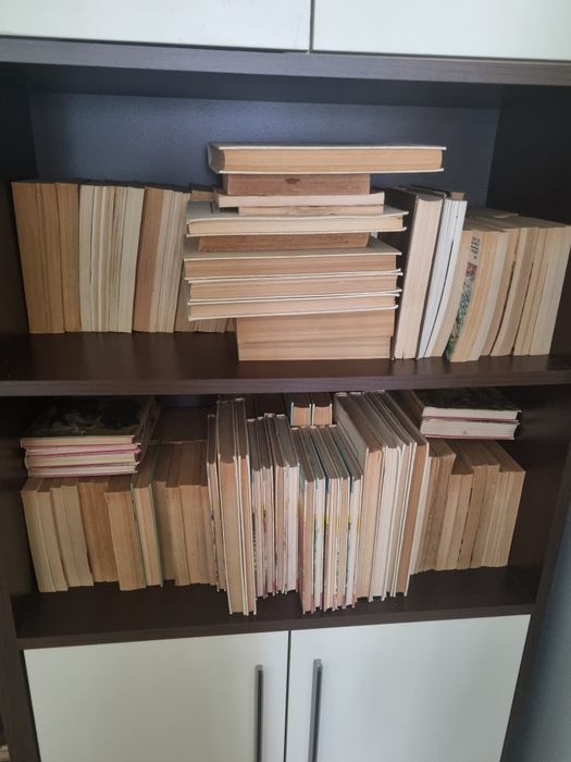 Carti pentru anticariat