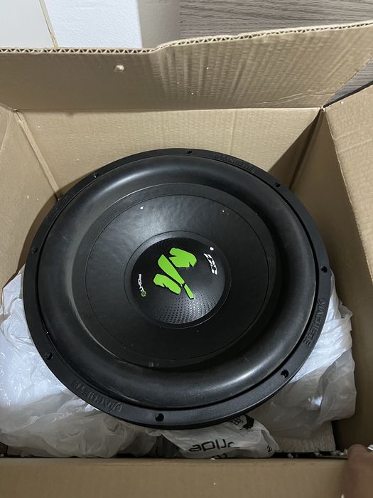 Сабвуфер Machetta