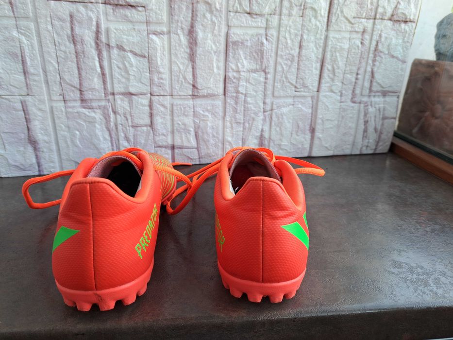 стоножки за момче,кецове,футболни обувки,Adidas,ном39,5,адидас,мъжки