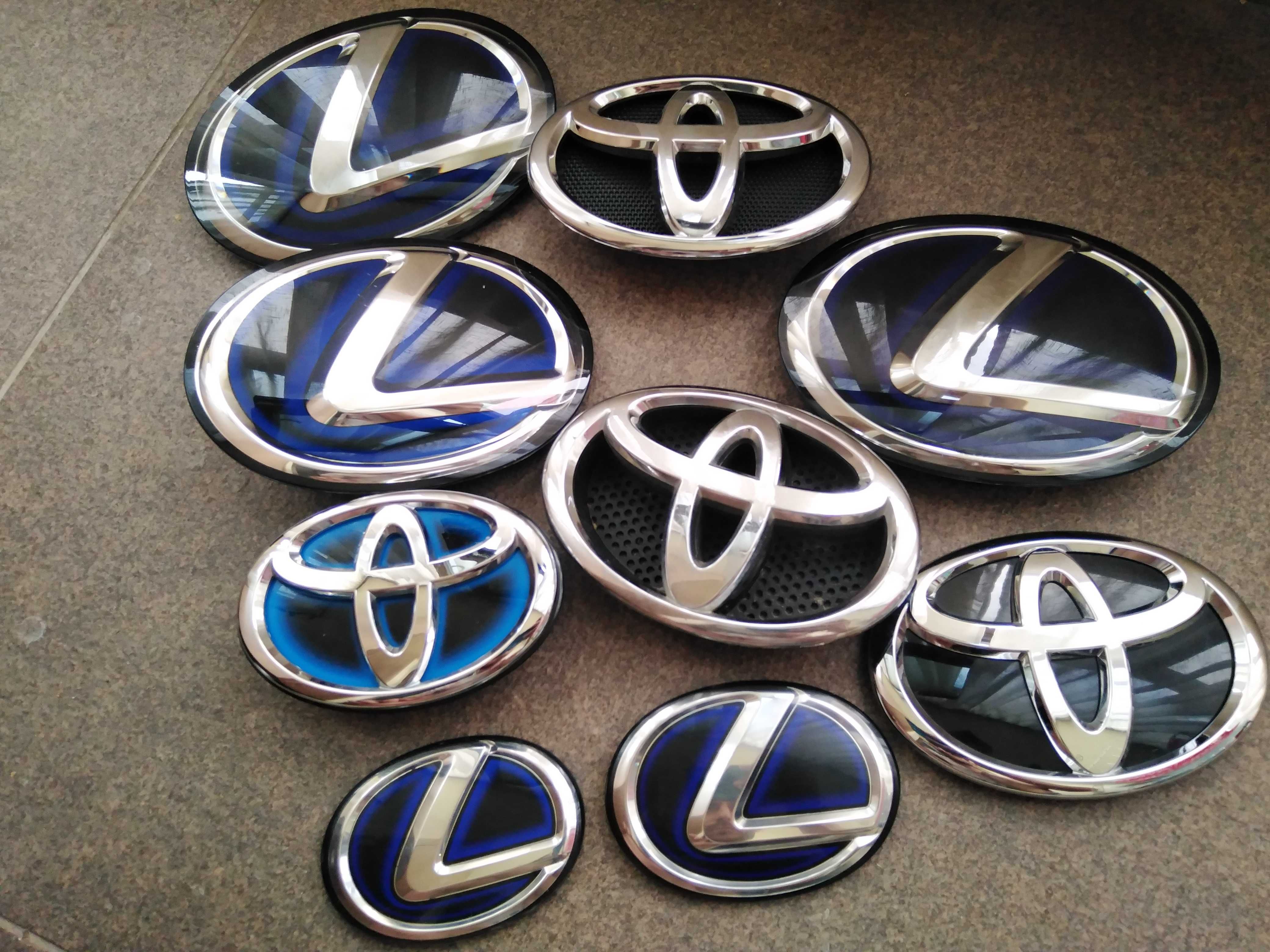 sigla emblema Toyota Lexus