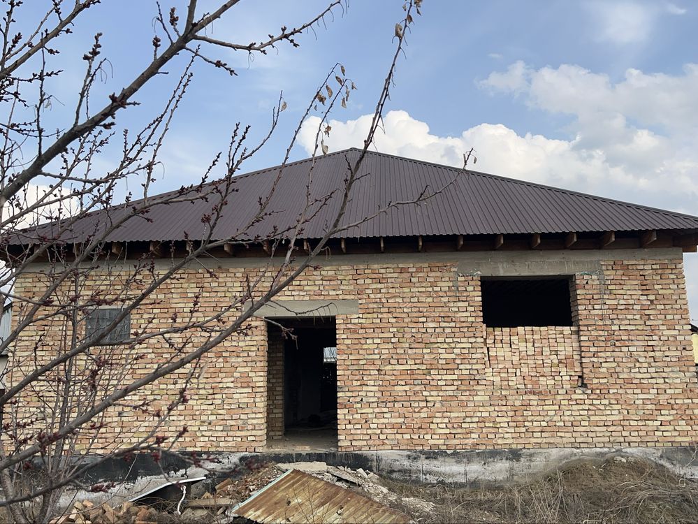 Продам недостроенный дом