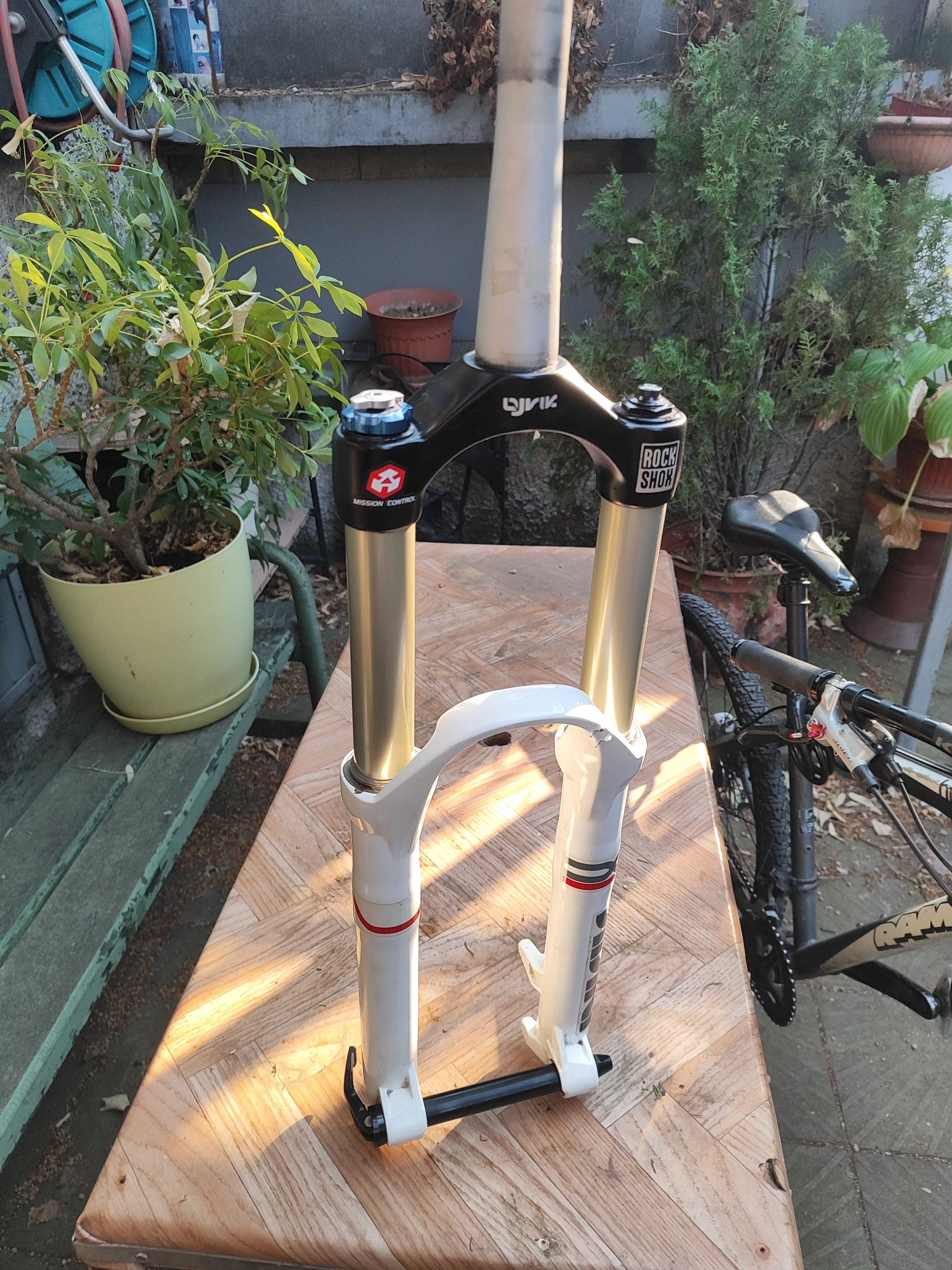 RockShox Lyrik RC2DH, Solo Air, 26", 160mm