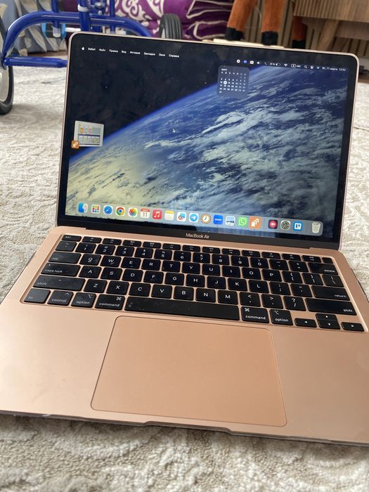 Продам MacBook Air