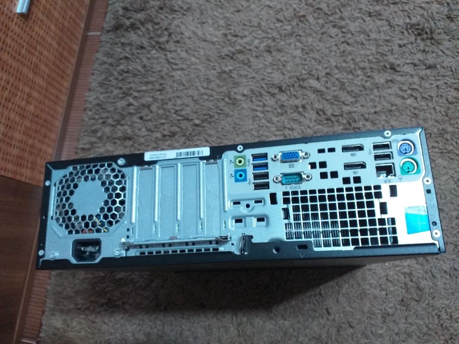 Sistem Desktop HP EliteDesk 800 G1 SFF+ tastatura