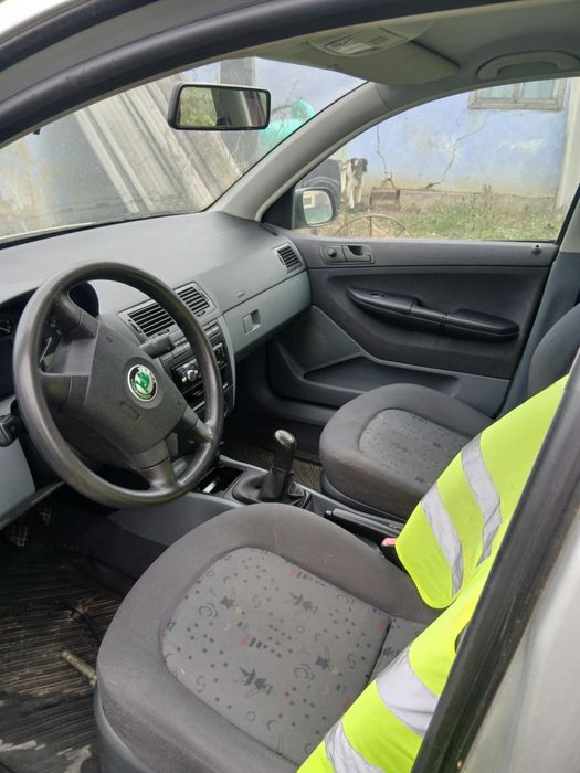 Skoda Fabia  se vinde