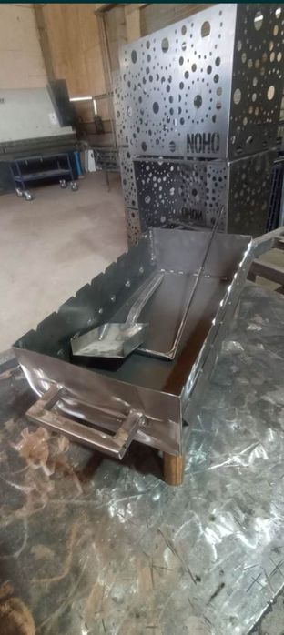 Продам мангал на ножках