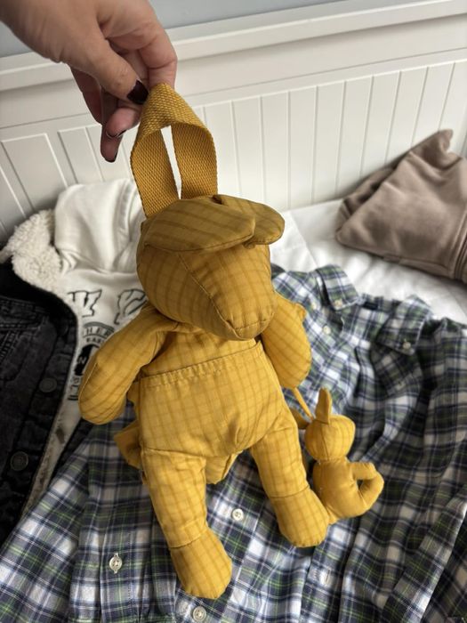 Яке Zara и боти Jack Wolfskin 33 номер