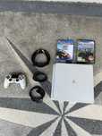 PS 4 Slim добро състояние