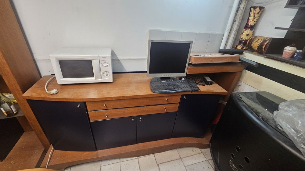 Продавам холна стилна секция