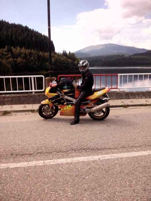 Motocicleta Honda VTR 1000 firestorm