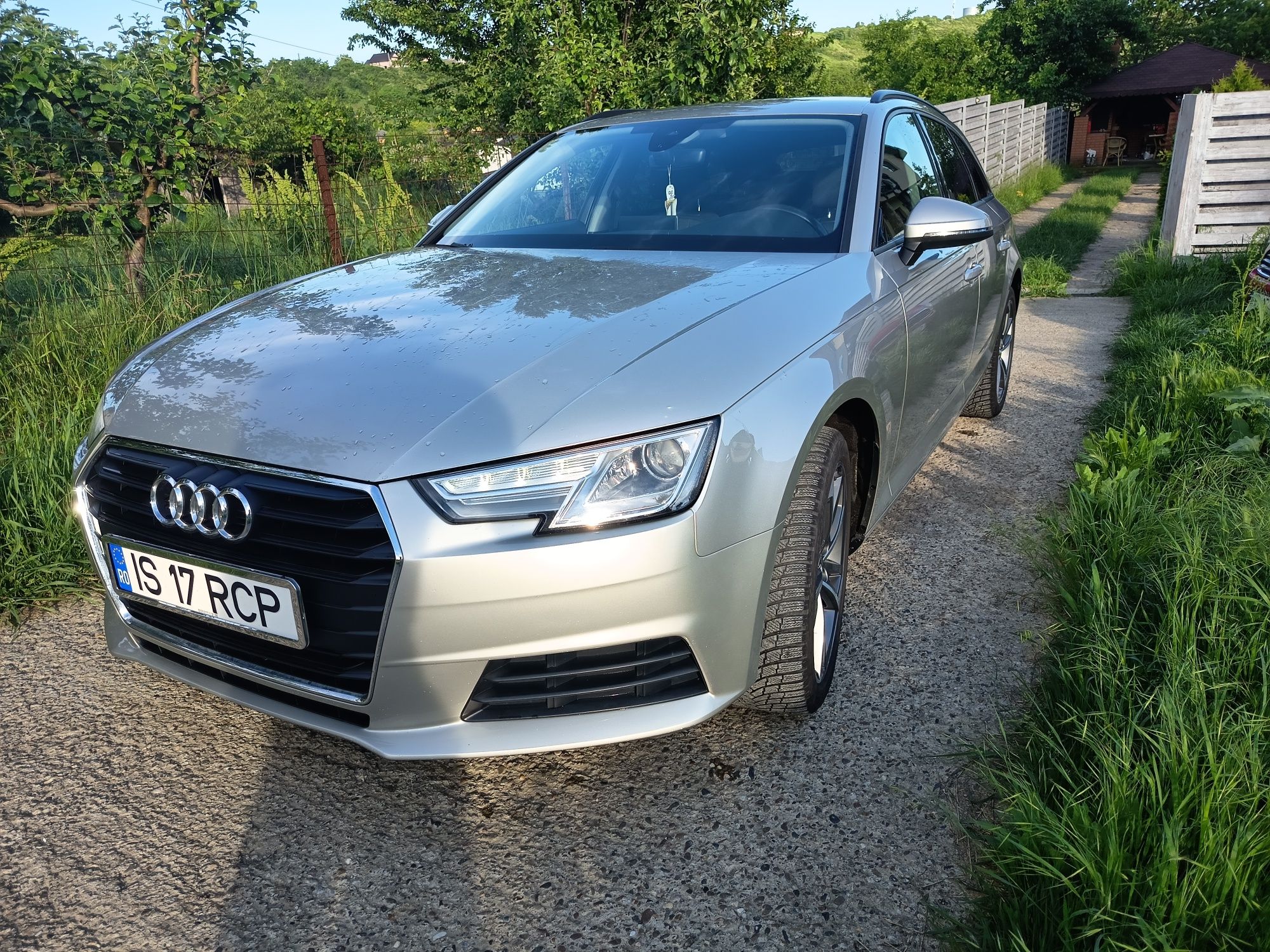 Audi A4, 2.0 diesel, B9,  bixenon, jante 18 S