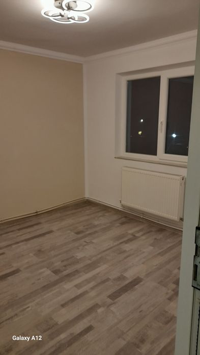 Vand apartament 2 camere central,etaj 2 ,complet  renovat!