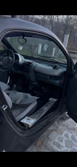 vând sau schimb smart fortwo 0.8cdi