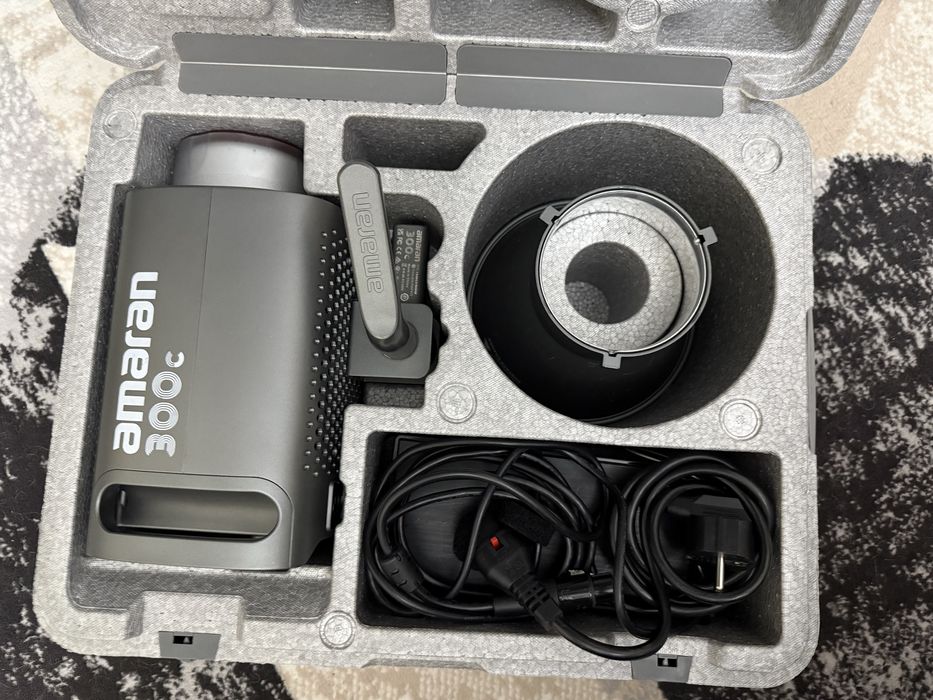 Aputure Amaran 300c RGB