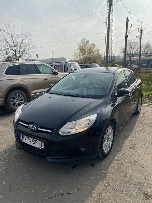 Vând  Ford  Focus 3
