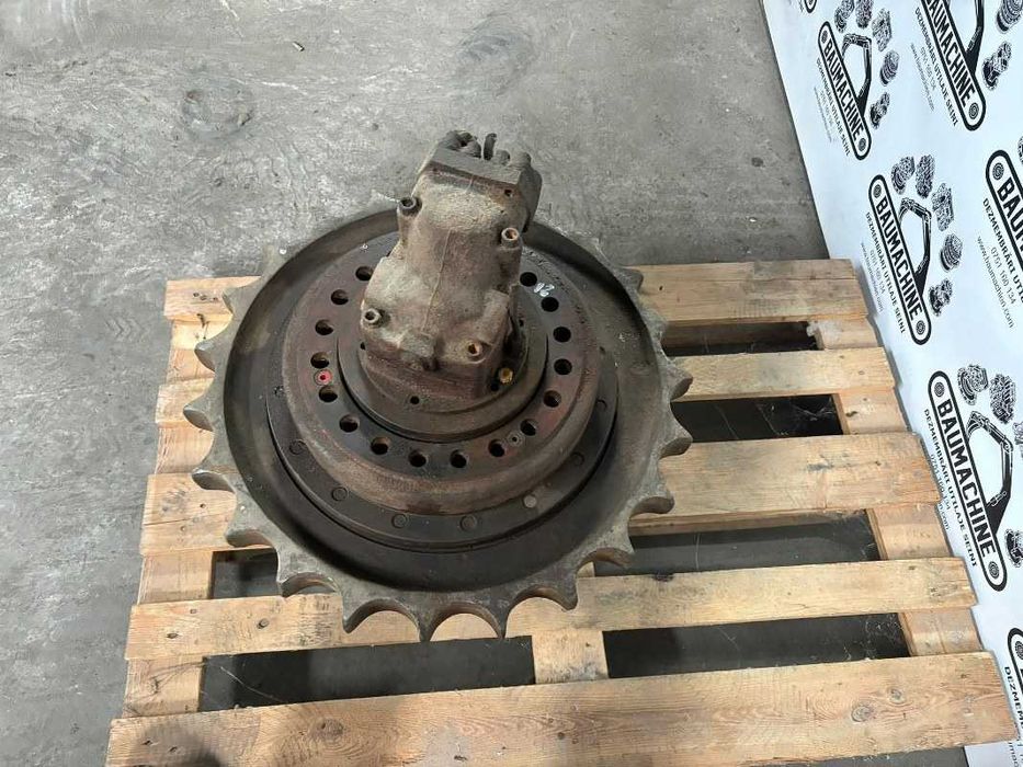 Transmisie finala pentru excavator pe senile Case 688, 888