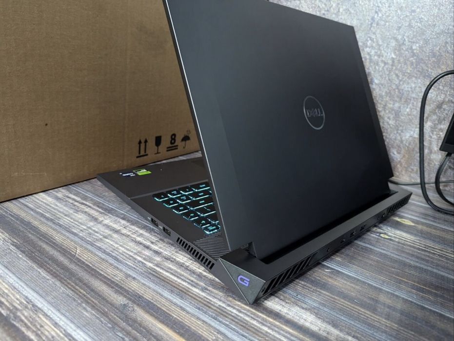 Dell G16, 13900hx, 4070, 16gb, 1tb, usa