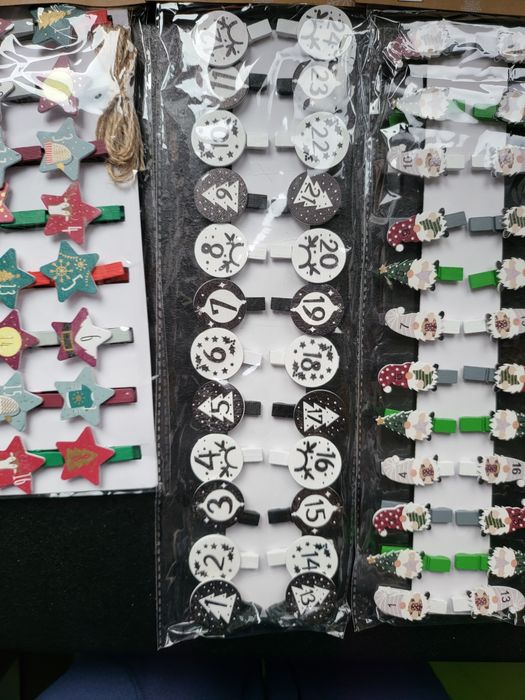 Коледен календар Комплект 24 дървени щипки за адвент календар 3 вида