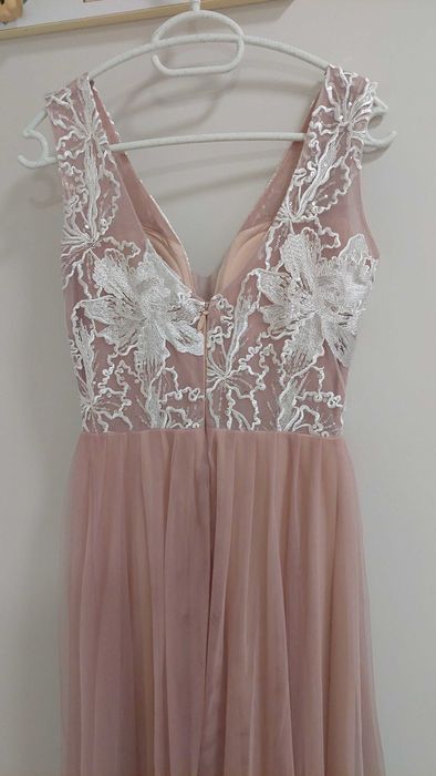 Ефектна официална рокля