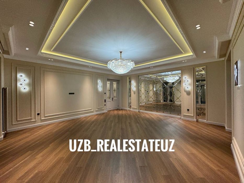 Ор-р: Центр Луначарский Продается Новый Евро дом 7,5.соток 800м2 7.ком