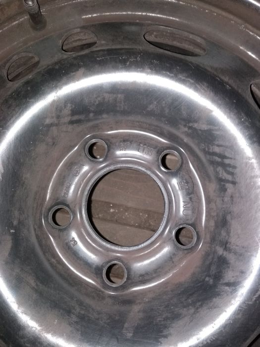 Гуми зимни с джанти 4 броя.