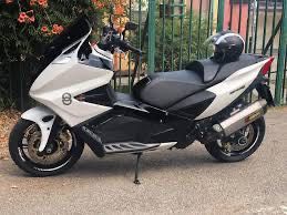 Gilera GP800 / gp 800 двигател на ЧАСТИ