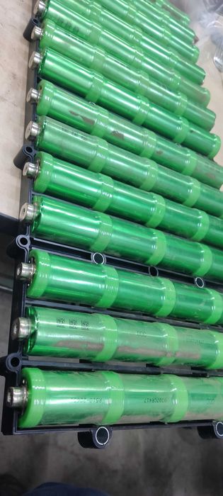 Елементи от батерия на Пежо 3008