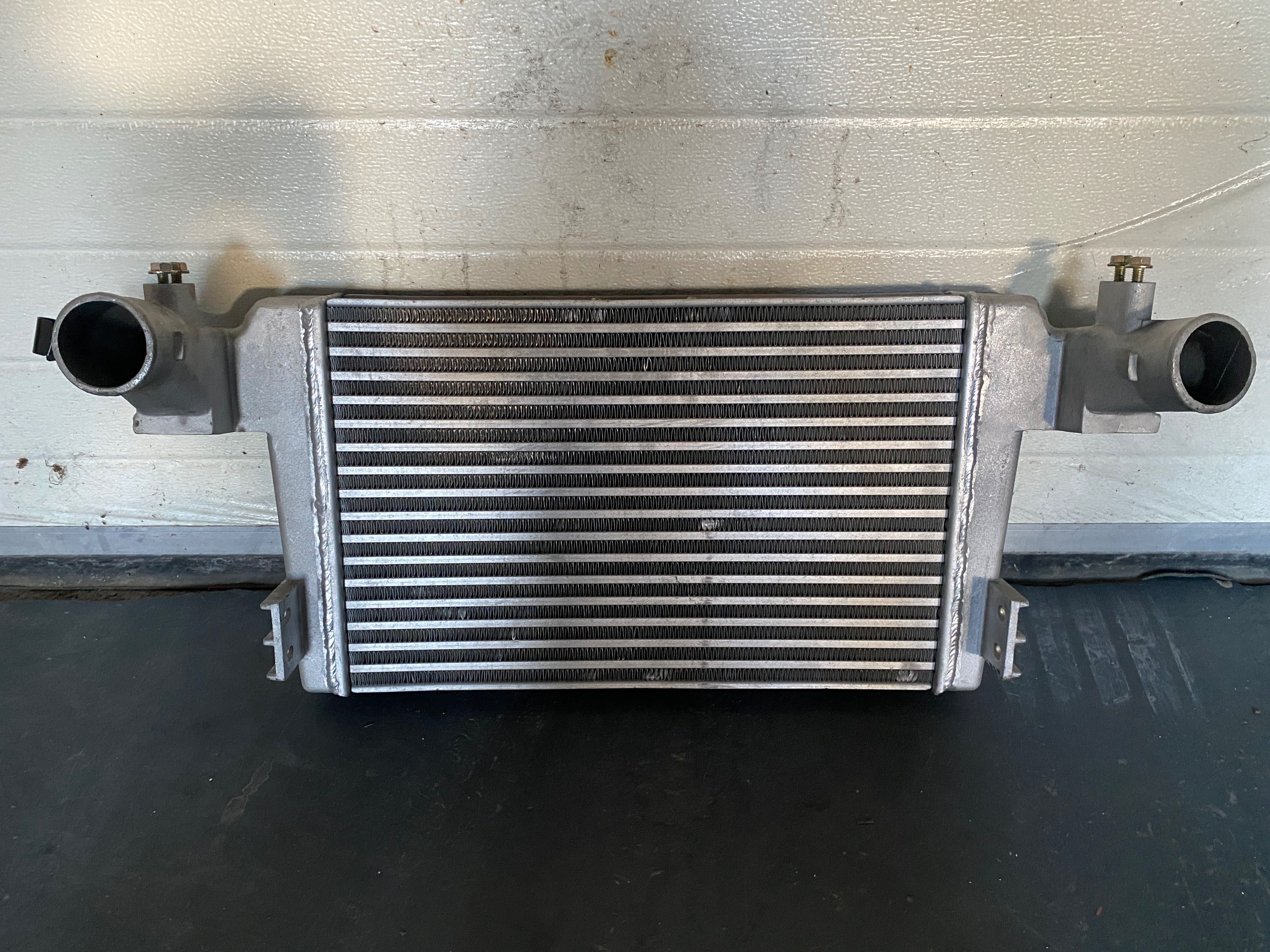 Vând intercooler 500x300x50