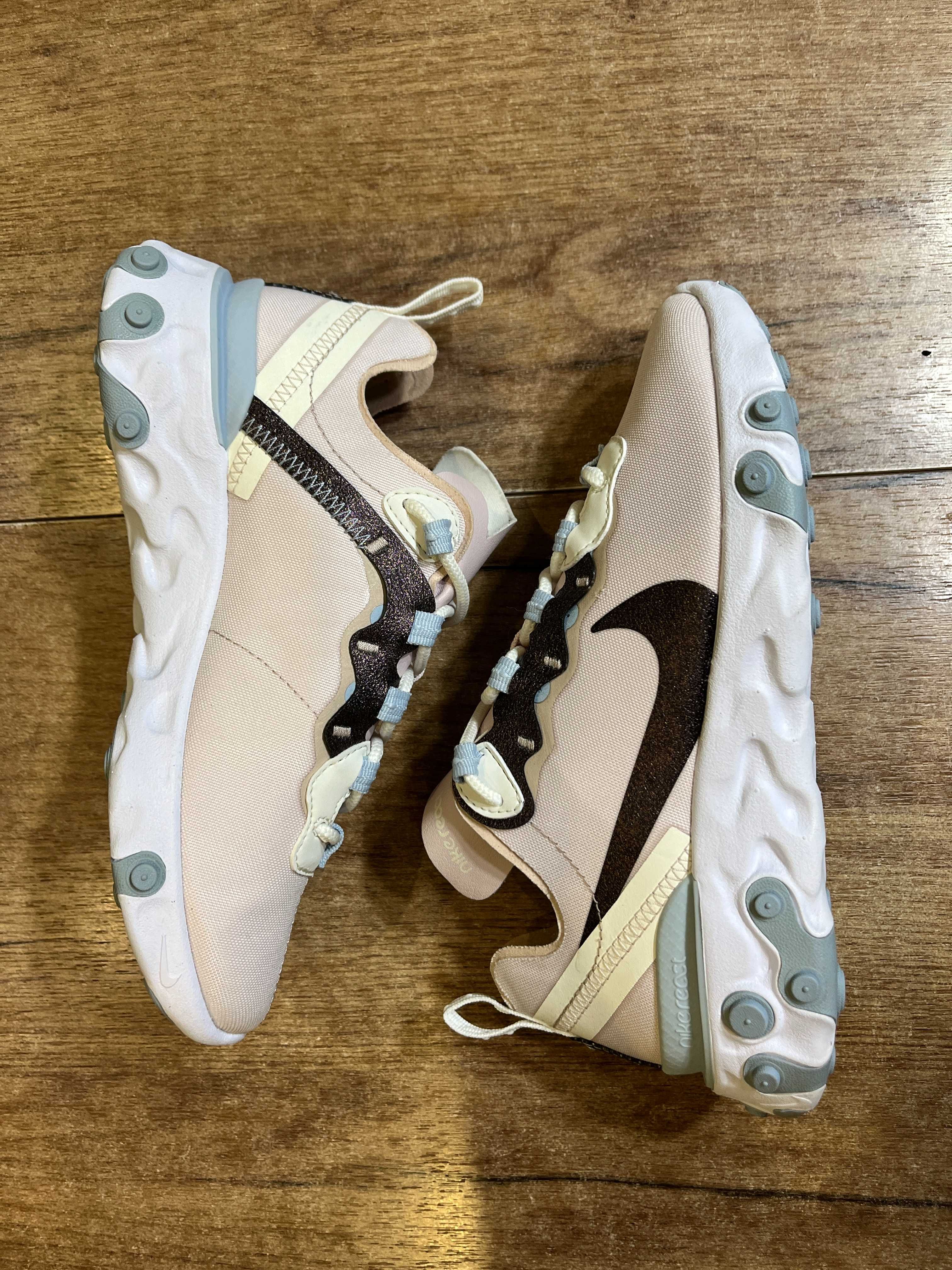 ОРИГИНАЛНИ *** Nike React Element 55 SE 'Barely Rose'