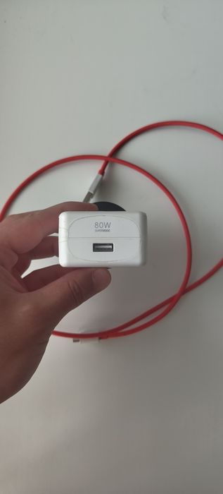 Зарядное устройство 80w от OnePlus