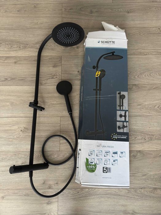 Sistem de duș cu termostat Schütte Madura Fresh Negru