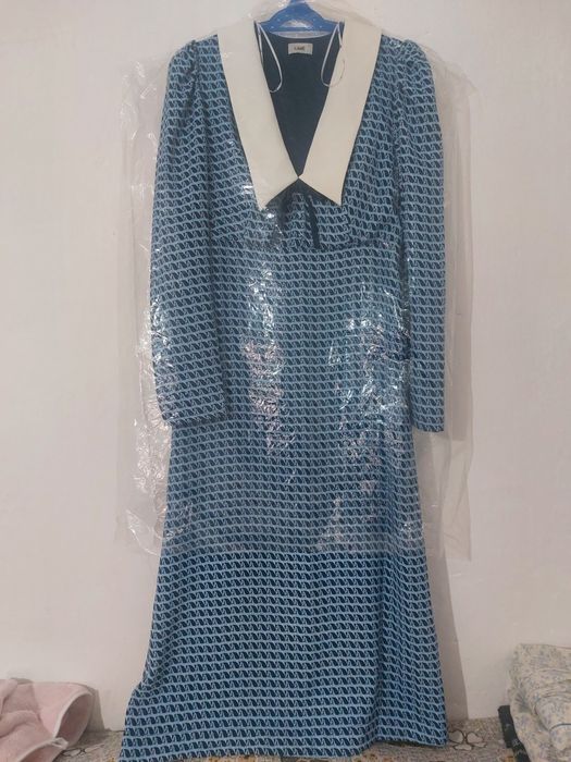 Платья от бренд LIME