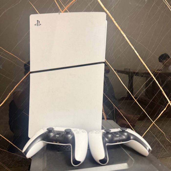 PlayStation 5 — A’lo holatda