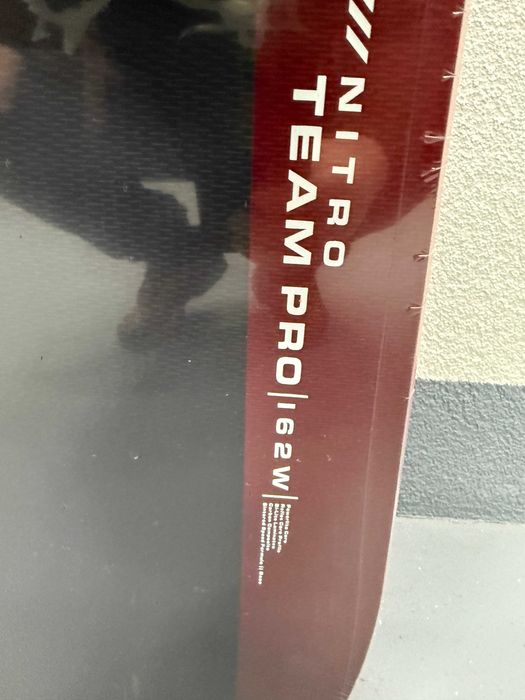 placa noua snowboard nitro team pro wide L162cm