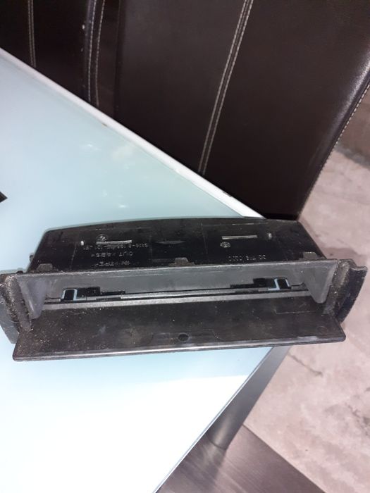 Vând Radio Casetofon BMW E46 ALPINE