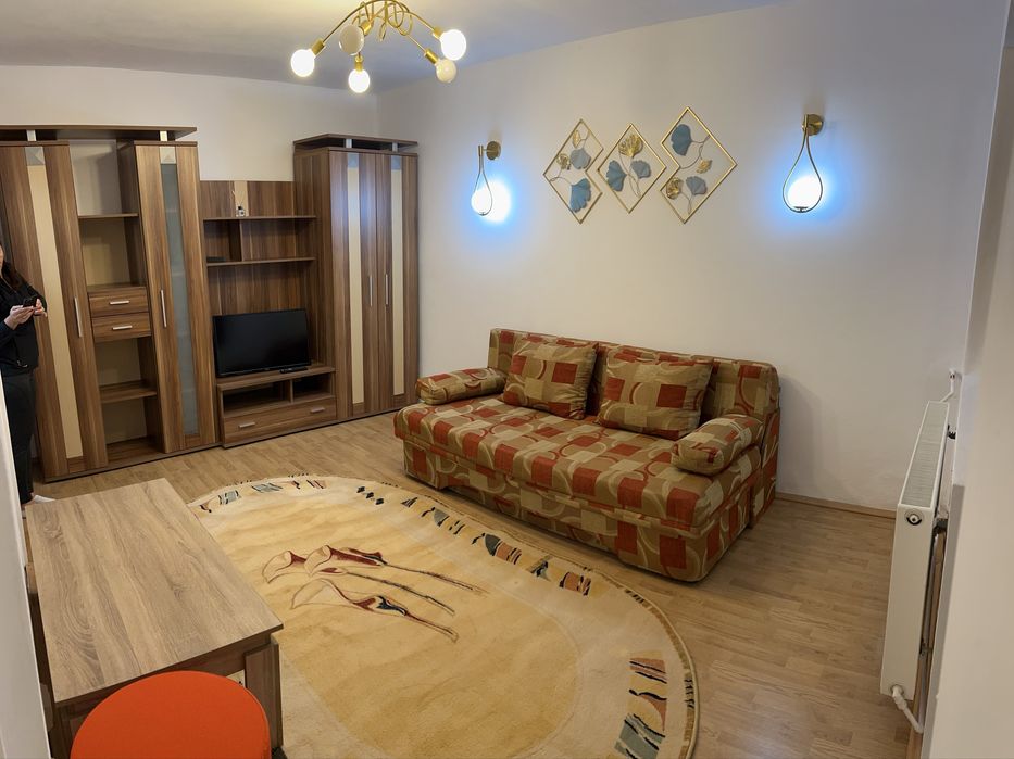 ÎNCHIRIEZ APARTAMENT Conf 1 , f. spațios, zona Centrală! LUNEI/COMPLEX