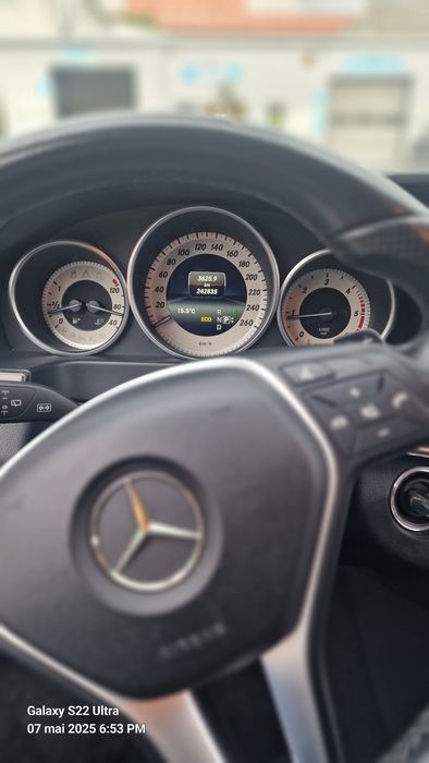 Mercedes - Benz E Class W212