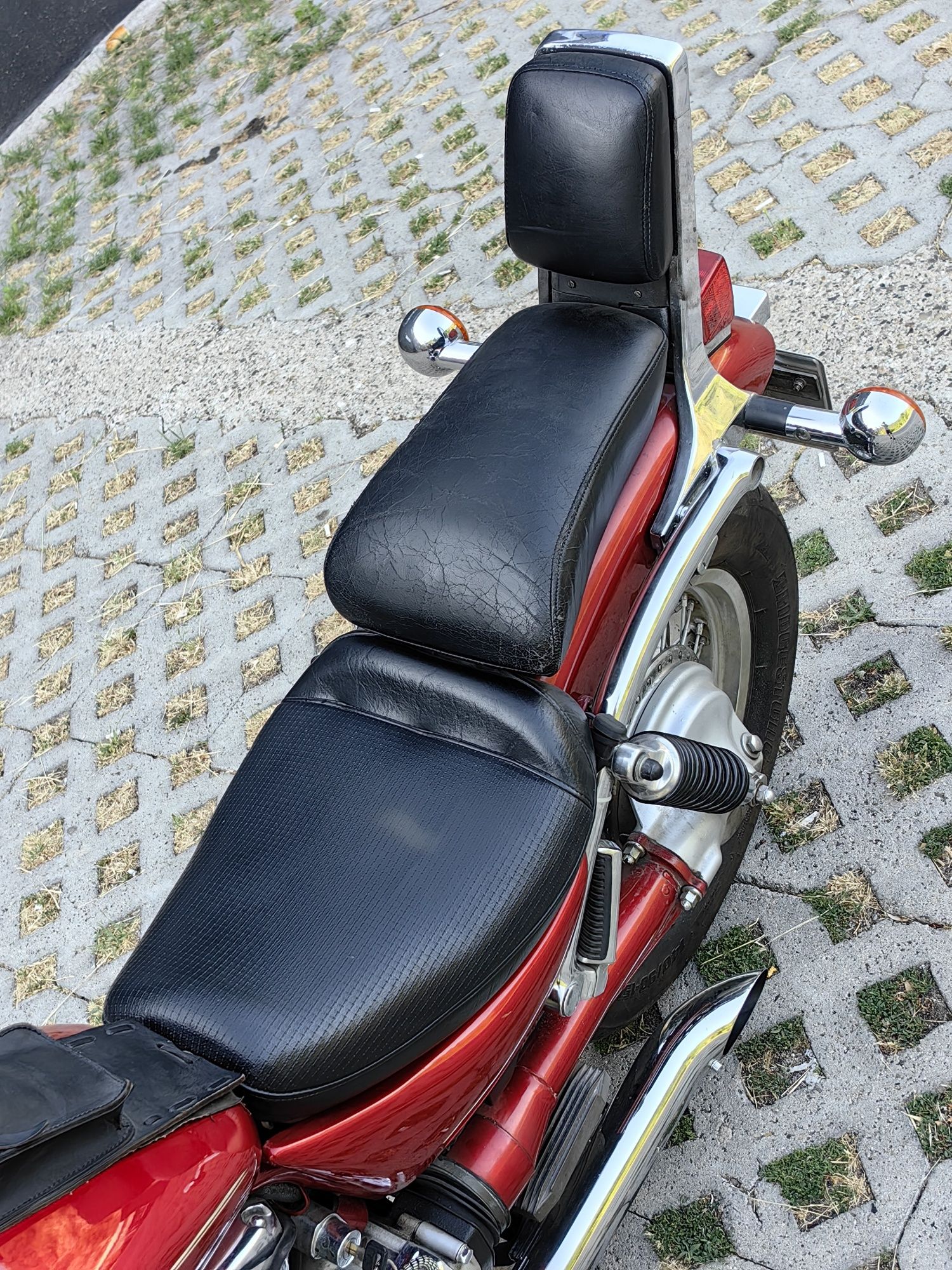 Suzuki Intruder VS 800cc