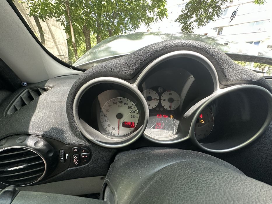 Alfa romeo 147 , 1.6 benzina