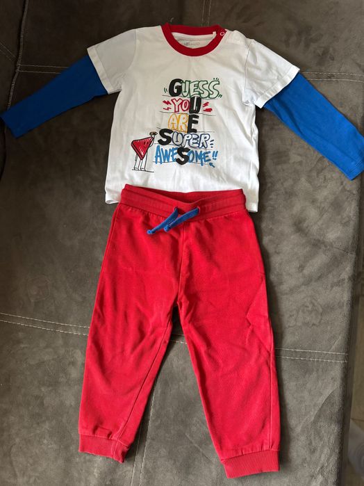 Комплект на Guess за бебе момче