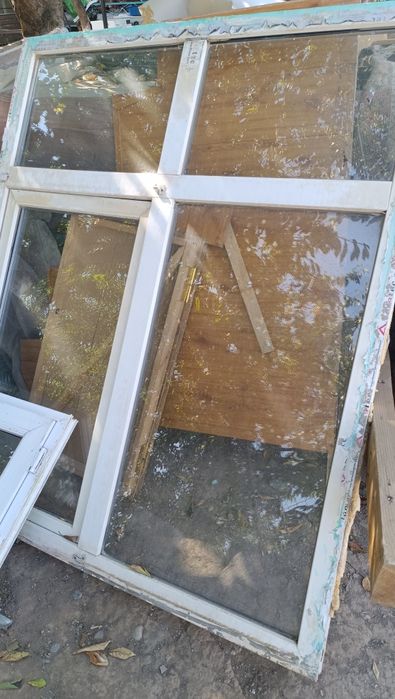 Пластик терезе сатылады