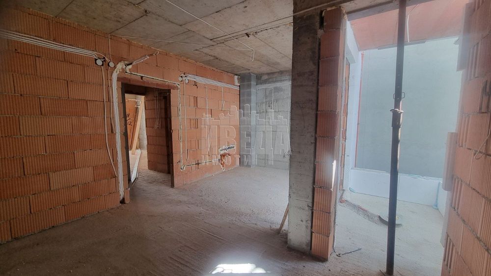 2-стаен в Варна-Нептун площ 73 цена 260000