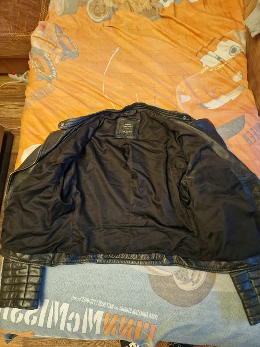 Дамско Кожено Яке Zara [М] - Намалено заради дефект!